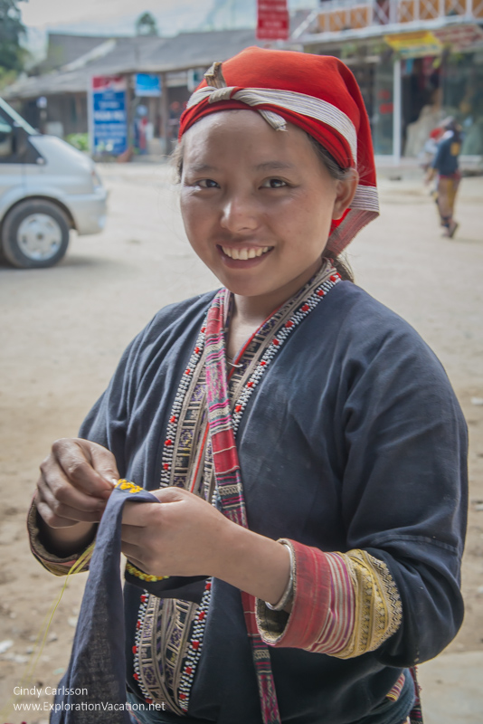 Red Dao (Yao) woman sewing