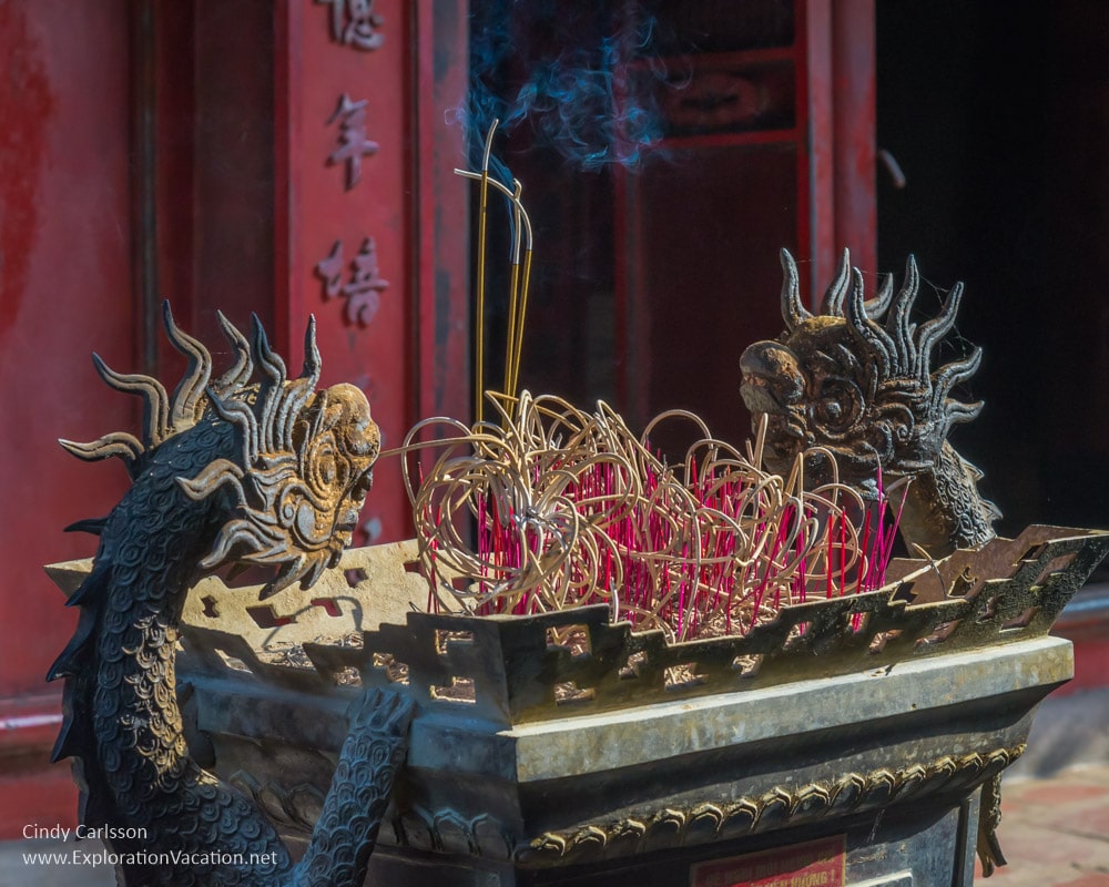 incense burner with dragons