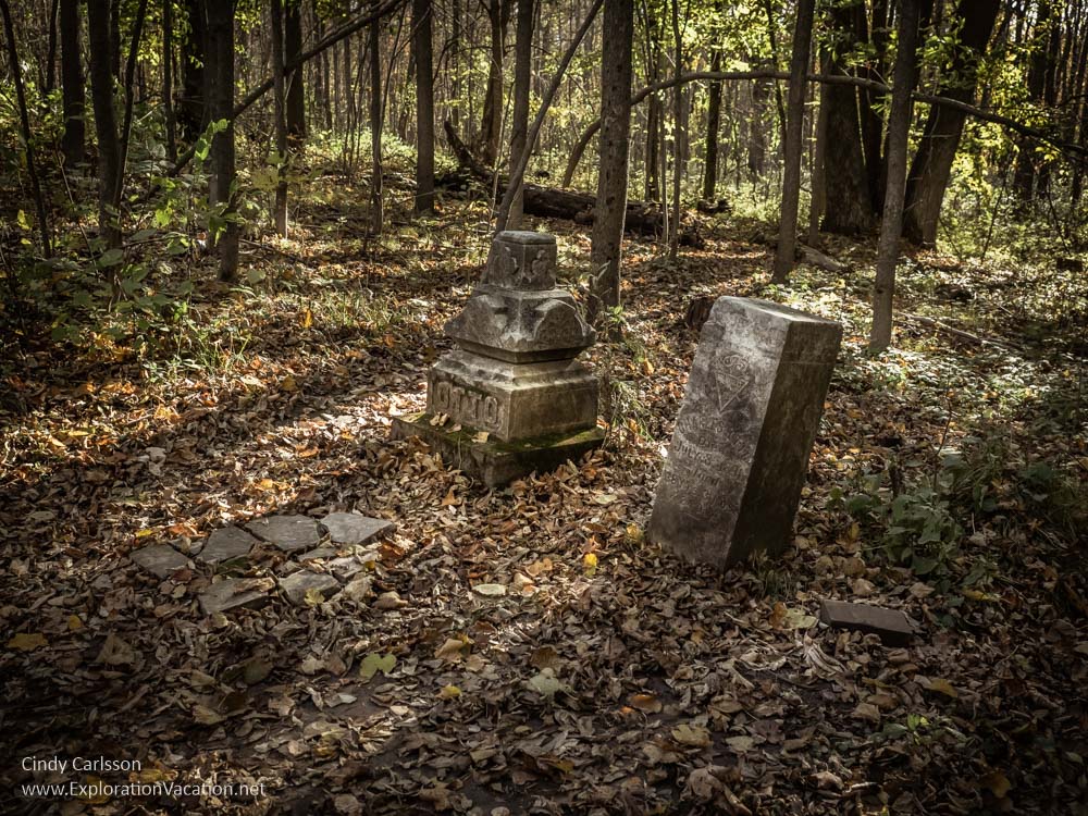 Thomson Cemetery, Jay Cooke State Park - www.explorationvacation.net