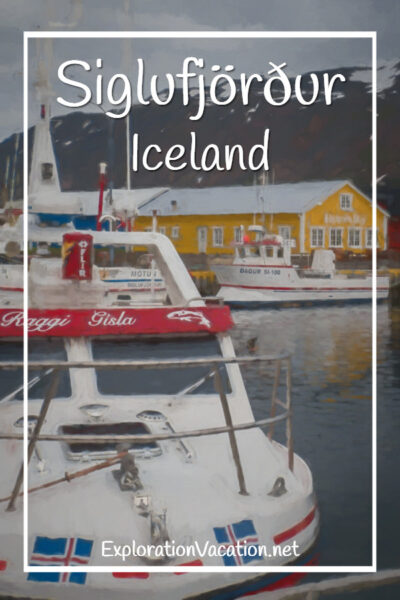 Photo painting of colorful buildings and boats