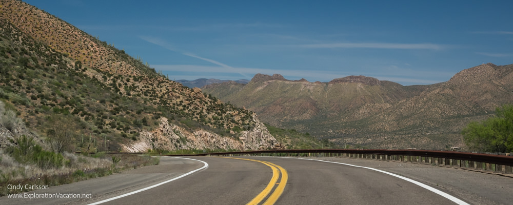 road heading into the mountains in Arizona 