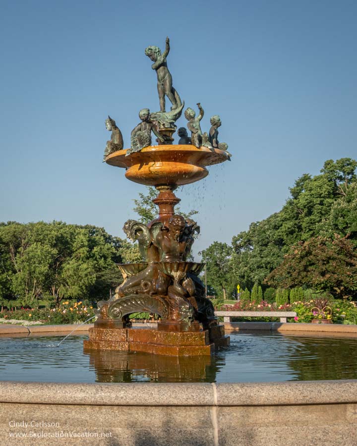 Italian fountain with figures
