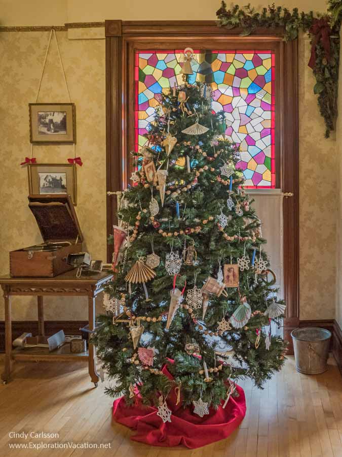 Christmas at Petersen House Tempe Arizona © Cindy Carlsson at ExplorationVacation