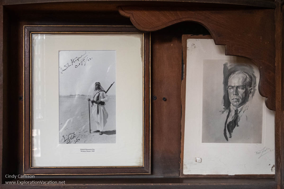 photo of Ahmed Hassanein in Arab robes and R G Gayer-Anderson