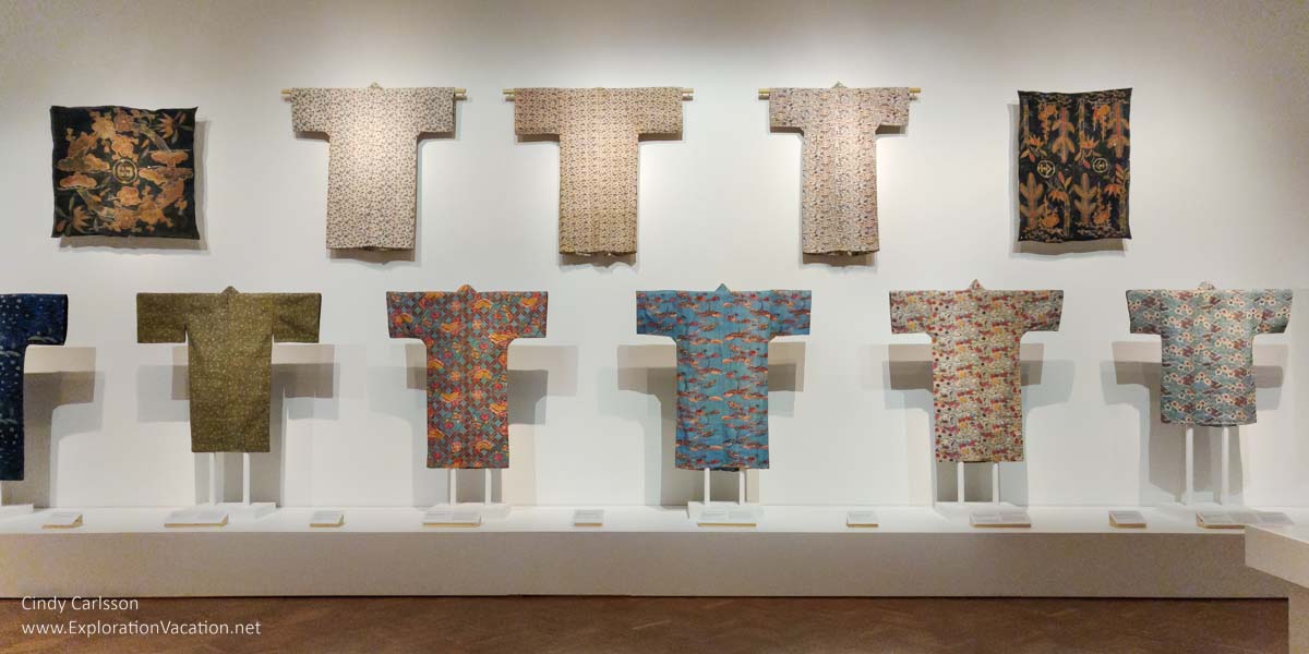 Photo of 19th - early 20th century printed Japanese textiles from Okinawa on display in Dressed by Nature: Textiles of Japan at the Minneapolis Institute of Arts (Mia) in Minnesota © Cindy Carlsson - ExplorationVacation.net