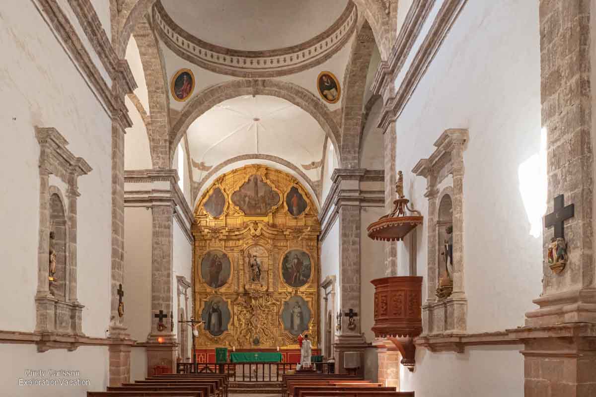 photo of interior of Mission San Ignacio in San Ignacio, Baja Sur, Mexico &copy; Cindy Carlsson at ExplorationVacation.net