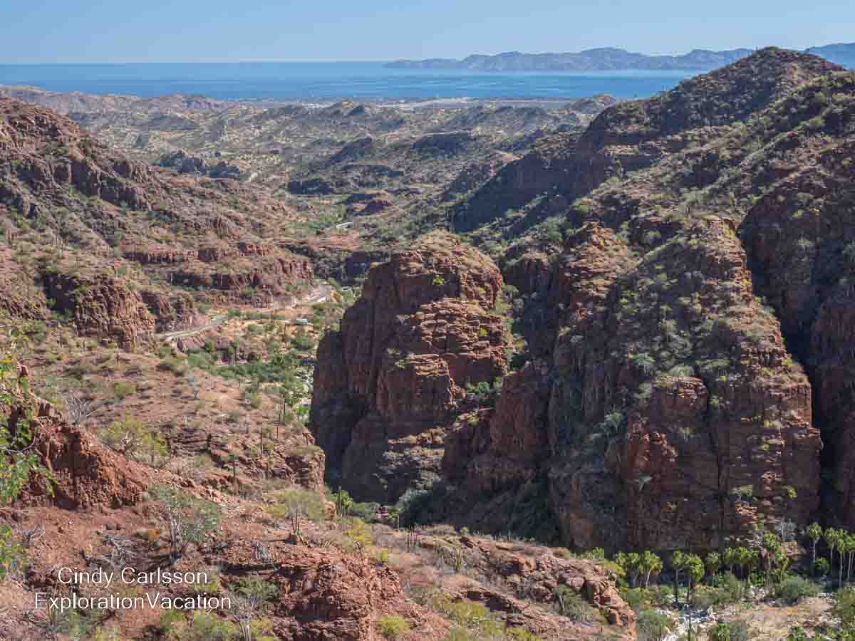 photo of scenery along the way to Mission San Javier (Misi&oacute;n San Francisco Javier de Vigg&eacute;-Biaund&oacute;) in Loreto Baja Mexico &copy; Cindy Carlsson at ExplorationVacation.net