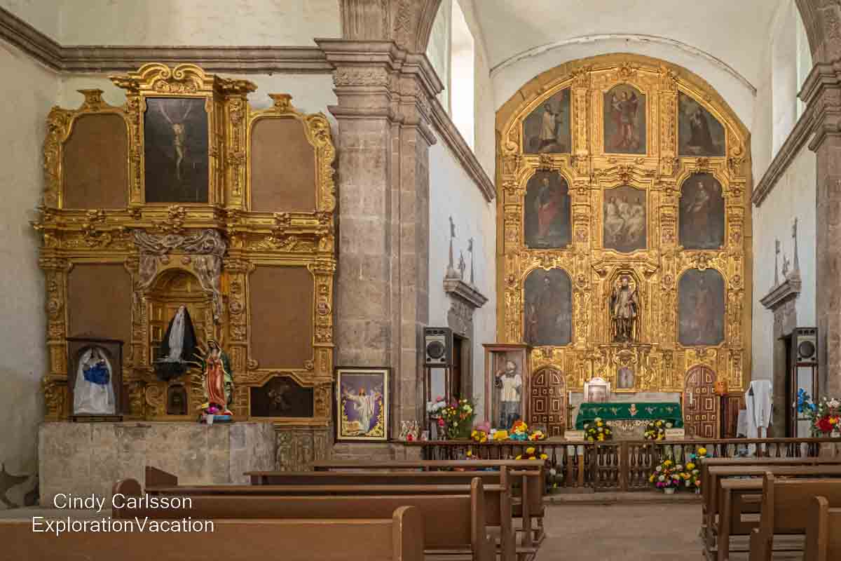 photo of interior of Mission San Javier (Misi&oacute;n San Francisco Javier de Vigg&eacute;-Biaund&oacute;) in Loreto Baja Mexico &copy; Cindy Carlsson at ExplorationVacation.net