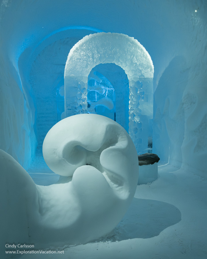 Photo of the Early Spring suite designed by Nando Alvarez and Liliya Pobornikova for Icehotel 365 in Jukkasj&auml;rvi, Swedish S&aacute;pmi (Lapland) &copy; Cindy Carlsson ExplorationVacation.net