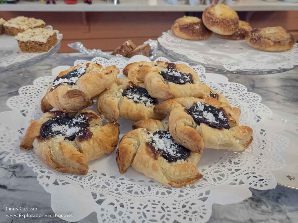 Finnish Christmas star cookies (Joulutorttu).